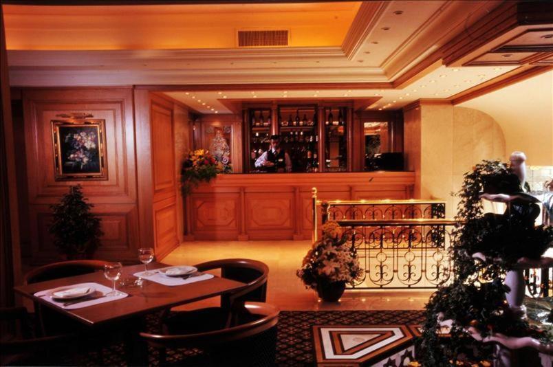 Grand Hotel Beirut Exterior foto