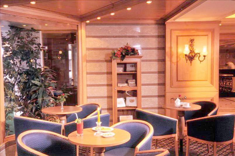 Grand Hotel Beirut Exterior foto