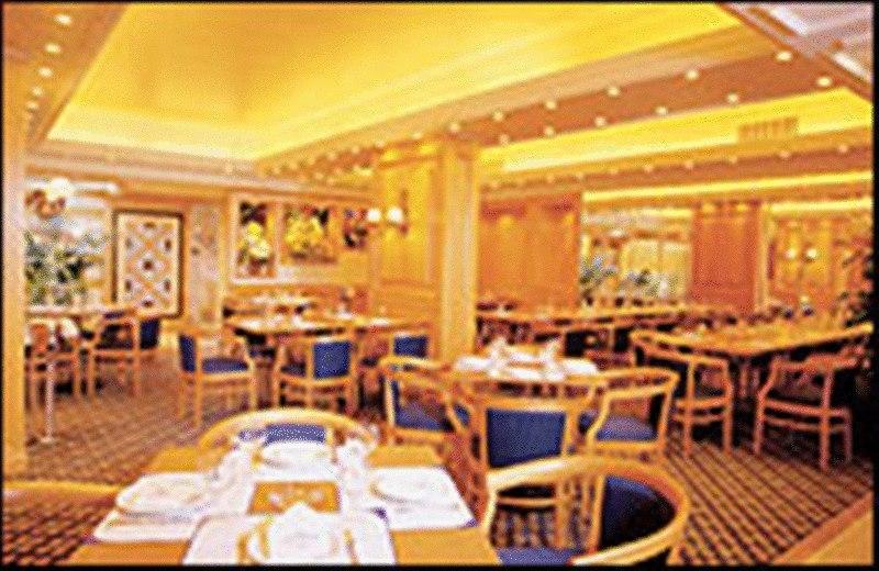 Grand Hotel Beirut Exterior foto