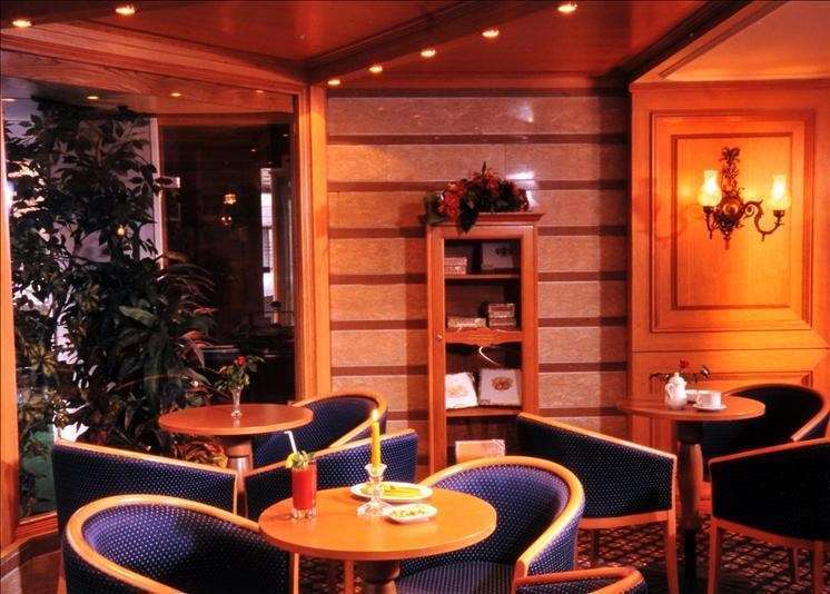 Grand Hotel Beirut Exterior foto