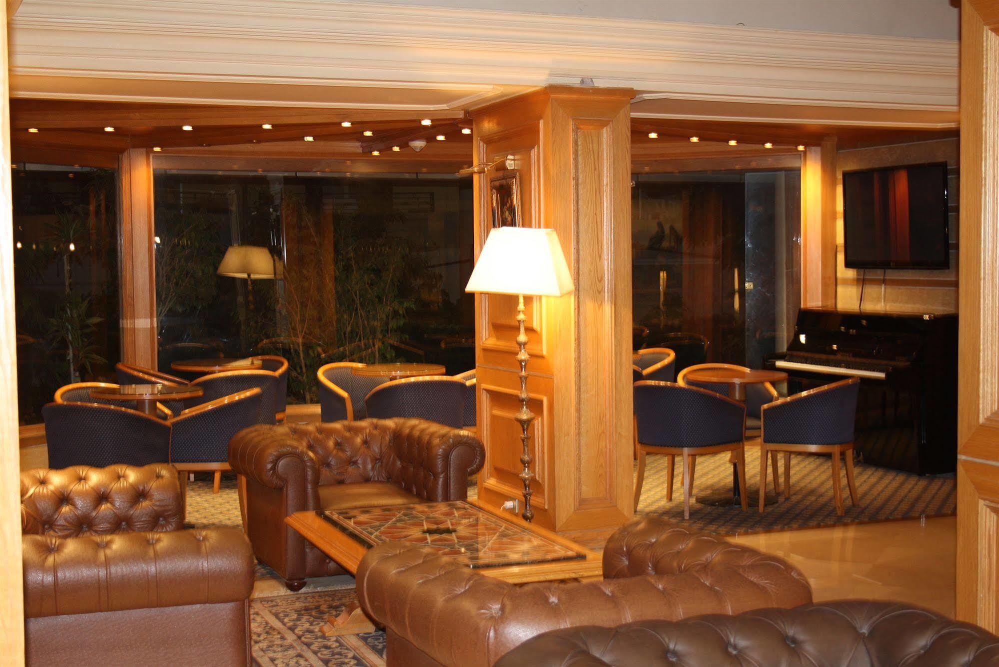 Grand Hotel Beirut Exterior foto
